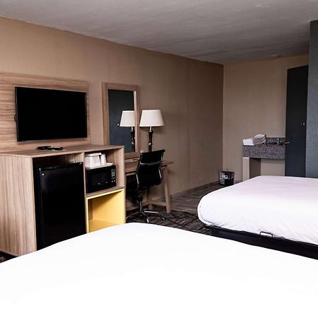 Days-Inn By Wyndham Batesville Ar Esterno foto