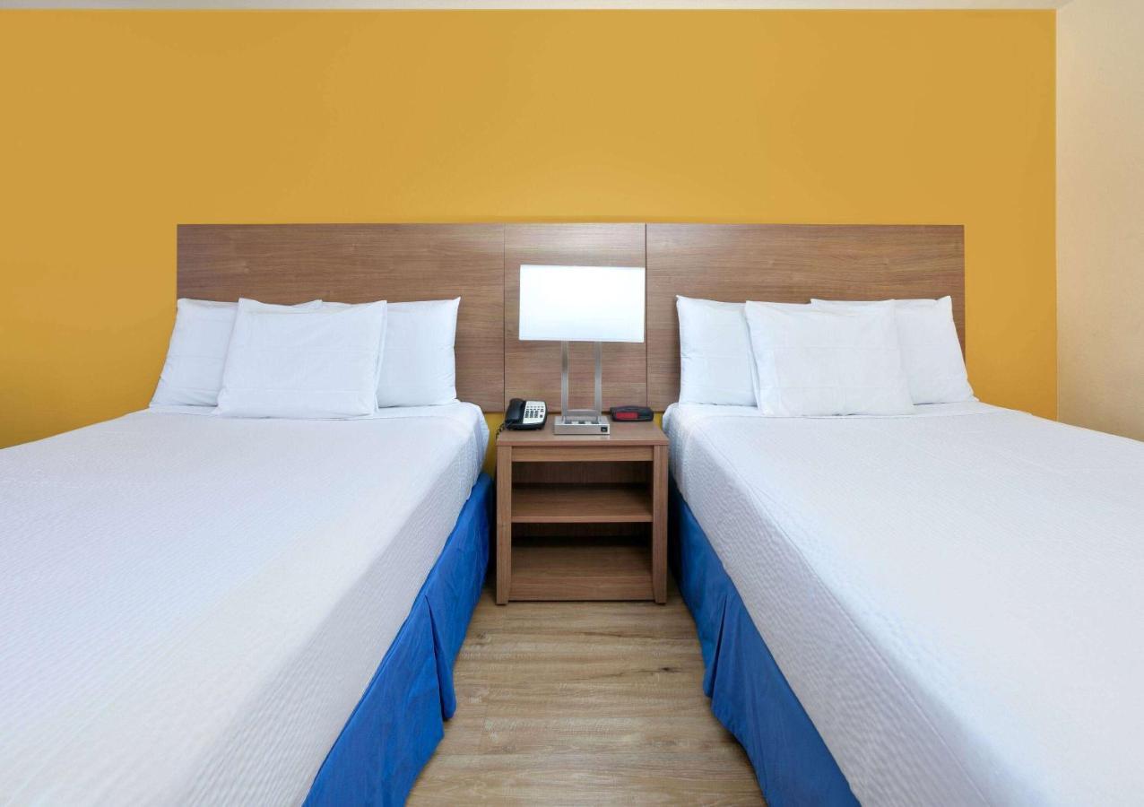 Days-Inn By Wyndham Batesville Ar Esterno foto
