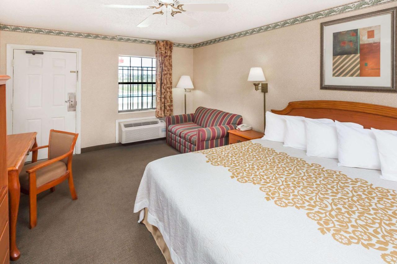 Days-Inn By Wyndham Batesville Ar Esterno foto