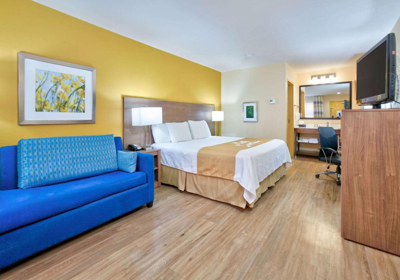 Days-Inn By Wyndham Batesville Ar Esterno foto