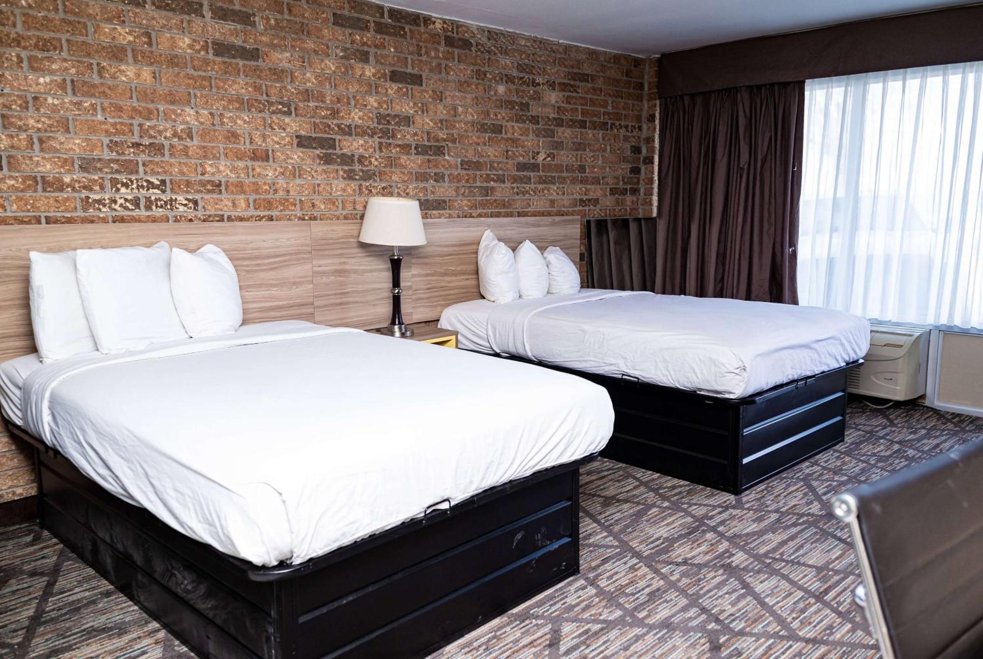 Days-Inn By Wyndham Batesville Ar Esterno foto