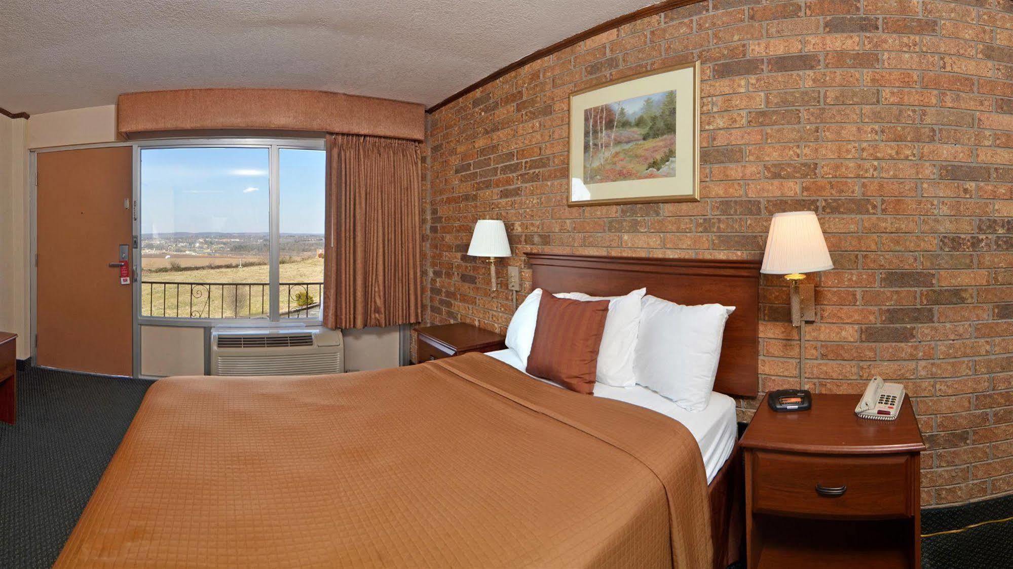 Days-Inn By Wyndham Batesville Ar Esterno foto